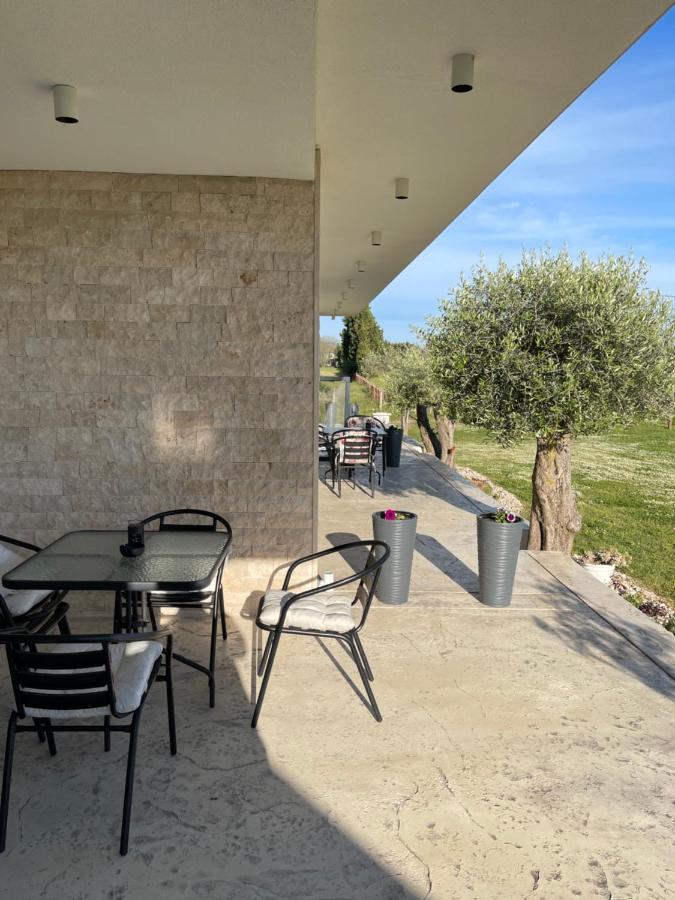 Lux Sereno Village Ulcinj Extérieur photo